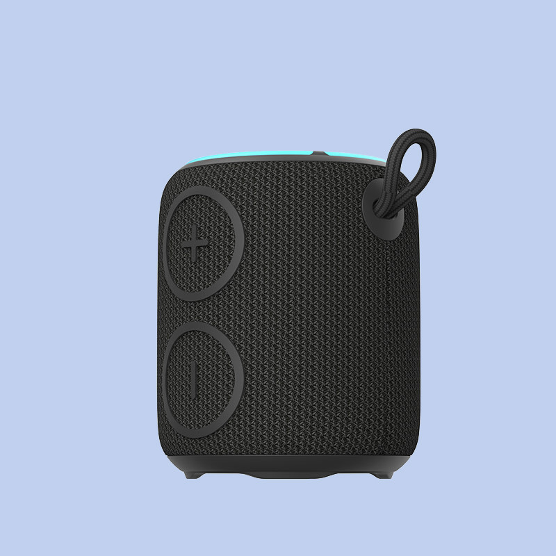 410g السماعة اللاسلكية المقاومة للماء MP3 WAV APE FLAC التشغيل مع منفذ شحن من النوع C