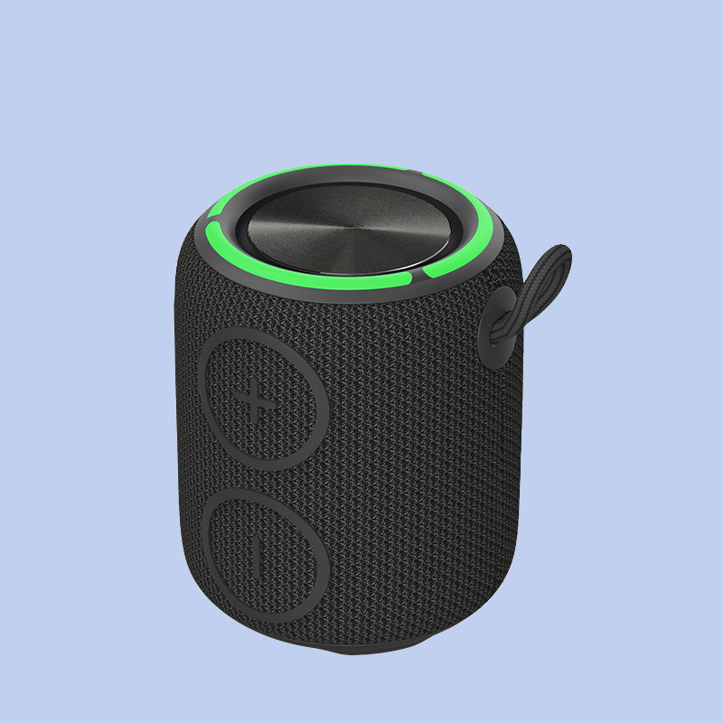 410g السماعة اللاسلكية المقاومة للماء MP3 WAV APE FLAC التشغيل مع منفذ شحن من النوع C